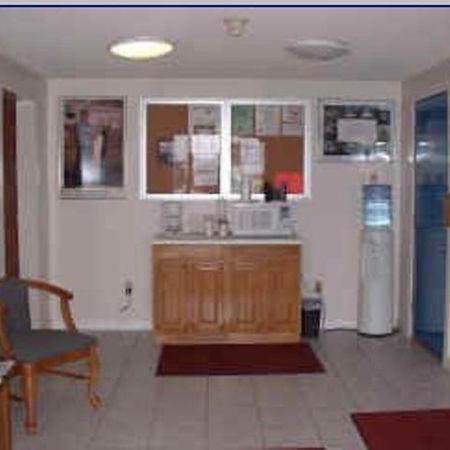 Port Lodge Motel Pulaski Εξωτερικό φωτογραφία