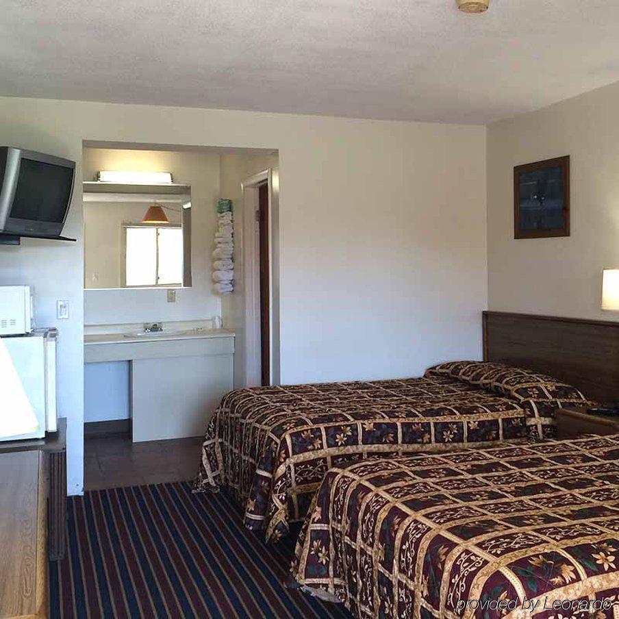 Port Lodge Motel Pulaski Εξωτερικό φωτογραφία