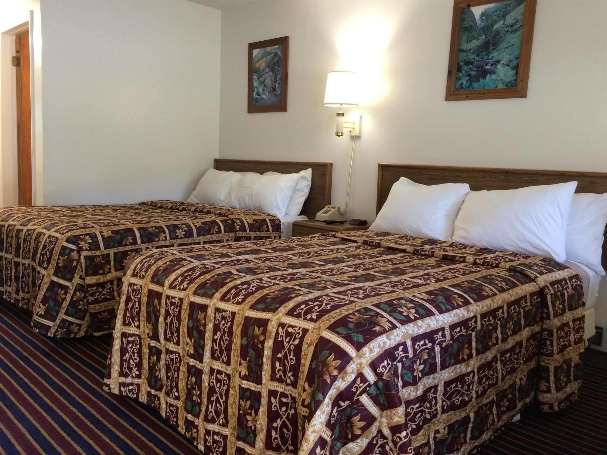 Port Lodge Motel Pulaski Εξωτερικό φωτογραφία